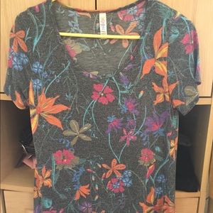 (S) Lularoe classic t